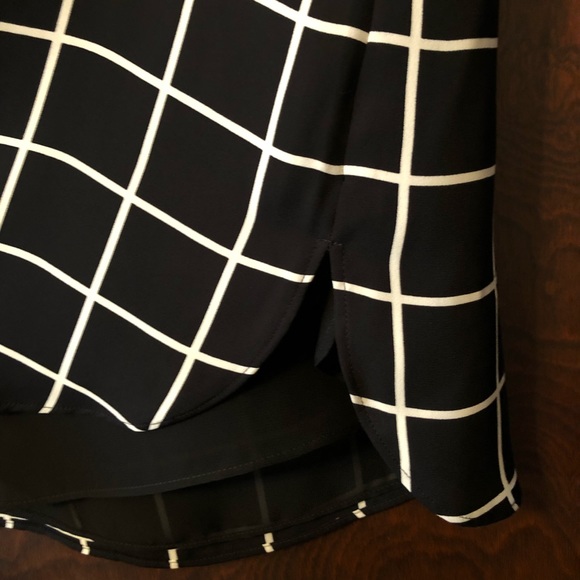 LOFT Sleeveless Tank Blouse - Picture 4 of 4